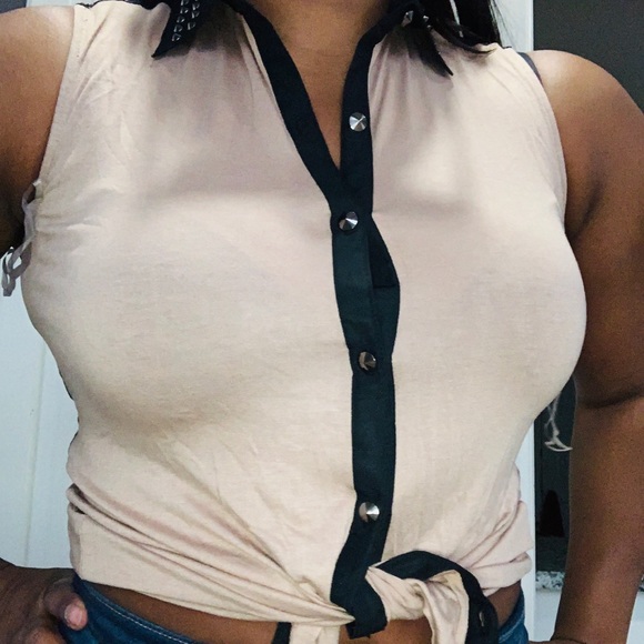 Studded blouse - Picture 5 of 7